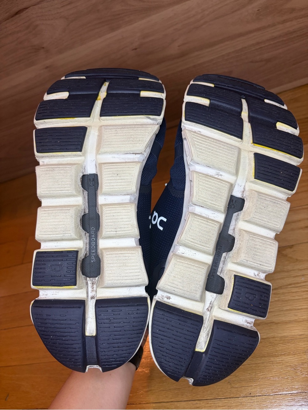 On Running Cloud 6 Men's Sneakers in Midnight / White - Size 10.5 - Picture 6 of 7